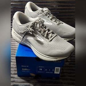WOMEN'S BROOKS SPORTS GHOST 14 RUNNING SHOES 11